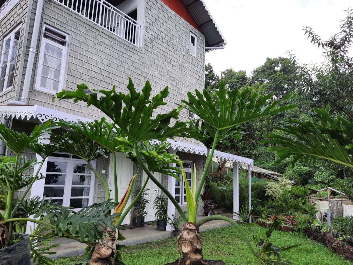 Aaravi Garden Homestay กาลิมปง ภายนอก รูปภาพ