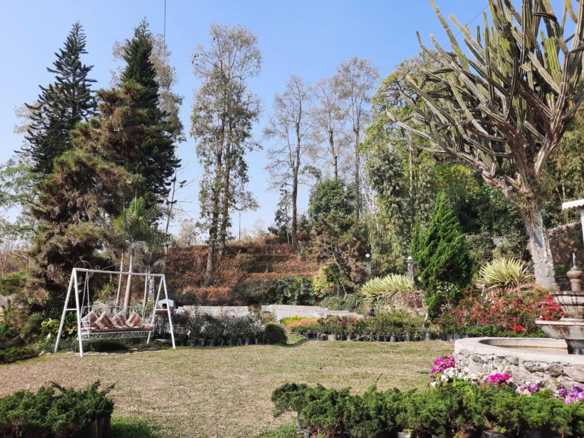 Aaravi Garden Homestay กาลิมปง ภายนอก รูปภาพ