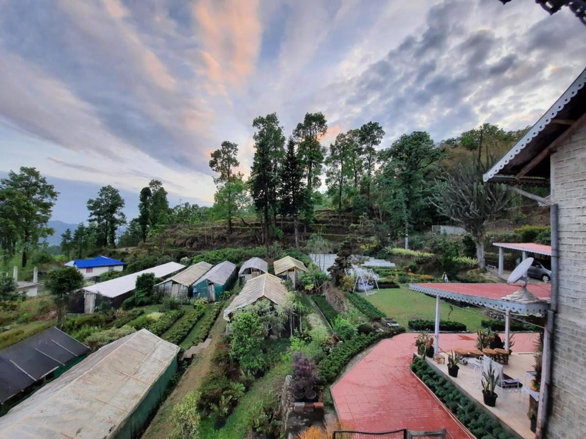 Aaravi Garden Homestay กาลิมปง ภายนอก รูปภาพ