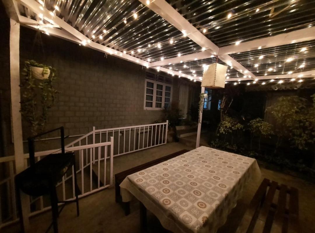 Aaravi Garden Homestay กาลิมปง ภายนอก รูปภาพ
